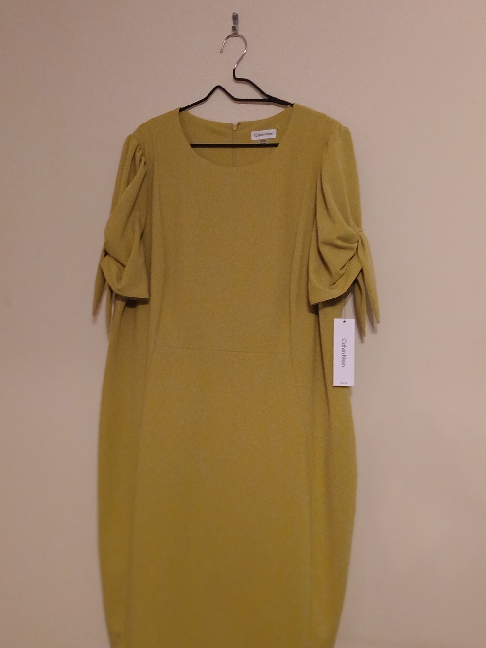 Calvin Klein Tie-Sleeve Sheath Dress